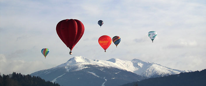 Dolomiti Balloonfestival a Dobbiaco, fare un volo in mongolfiera nelle Dolomiti, Alta Pusteria